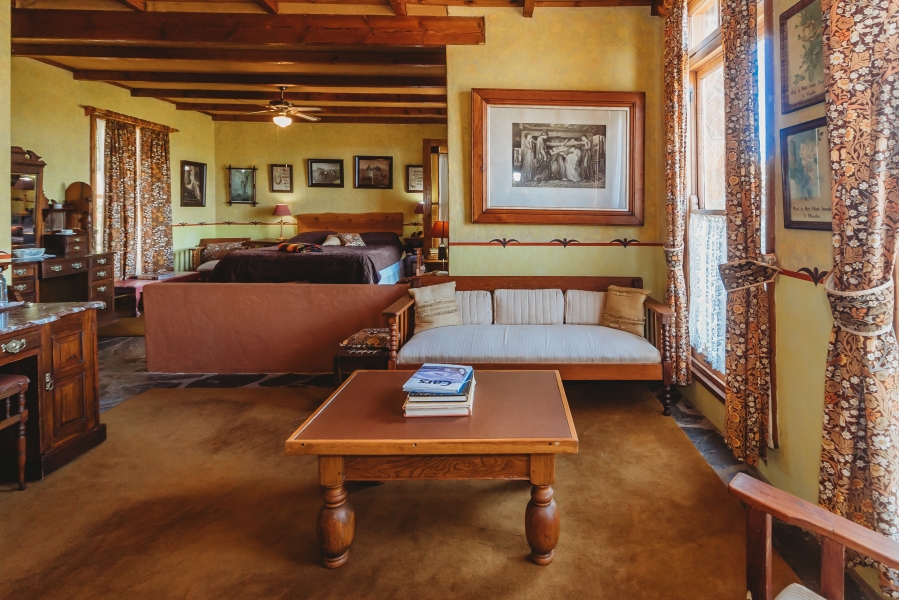 5 Bedroom Property for Sale in De Rust Western Cape